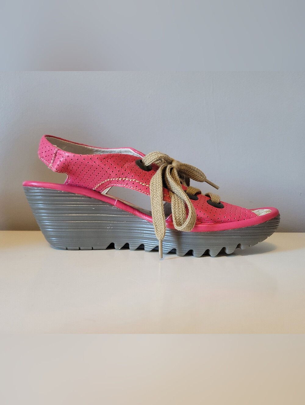 Fly London Yvla Wedges, VGUC, Size 40 - Picture 5 of 12
